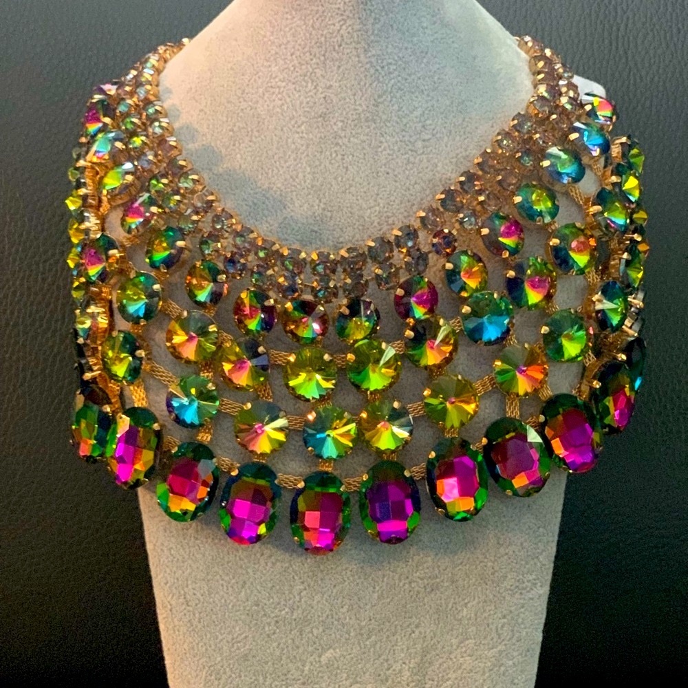 Peacock color necklace